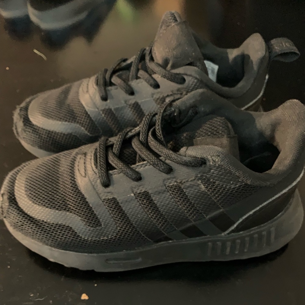 Adidas toddler size 9.